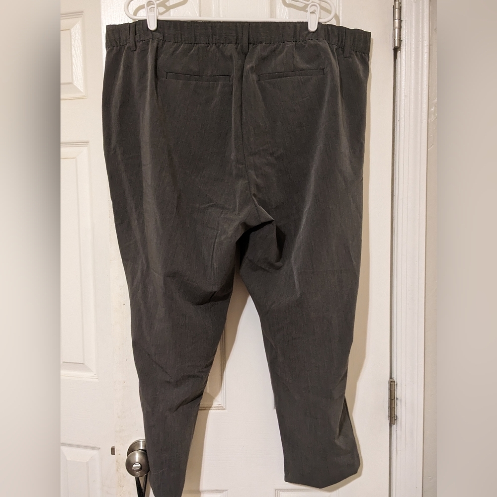 Torrid - Relaxed Raper Trouser - Picture 2 of 4